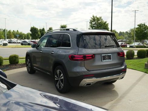 Used 2026 Mercedes-Benz GLB 250 4MATIC image 6
