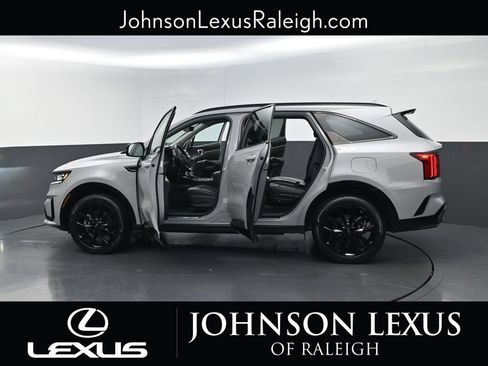 Used 2022 Kia Sorento SX AWD/4WD image 37