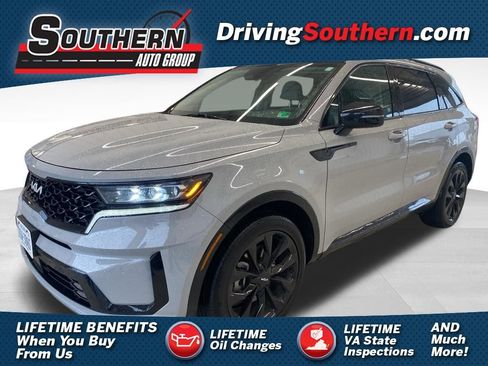Used 2023 Kia Sorento SX image 1