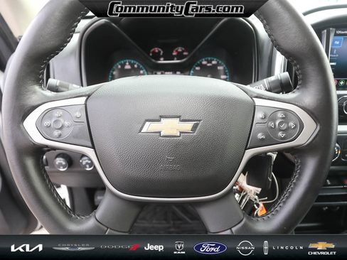 Used 2021 Chevrolet Colorado LT w/ Fleet Safety Package image 17