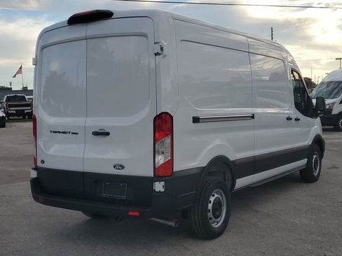 New 2026 Ford Transit 250 148 Medium Roof w/ Load Area Protection Package image 4