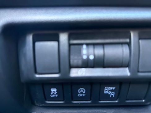 Certified 2023 Subaru Crosstrek 2.0i Premium image 46