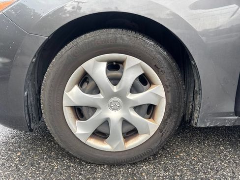 Used 2018 MAZDA MAZDA3 Sport FWD image 25