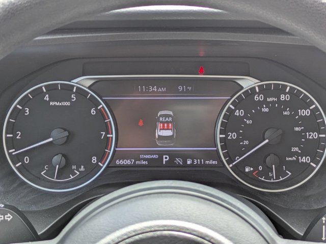 Used 2024 Nissan Rogue S FWD image 28