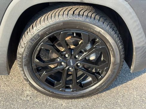 Used 2019 GMC Terrain SLT w/ Preferred Package AWD/4WD image 7