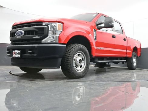 Used 2020 Ford F350 XL w/ Power Equipment Group image 33