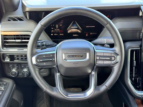 Used 2025 GMC Yukon Denali image 26