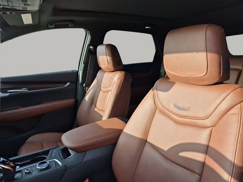 New 2026 Cadillac XT5 Premium Luxury w/ Driver Assist Package FWD image 32