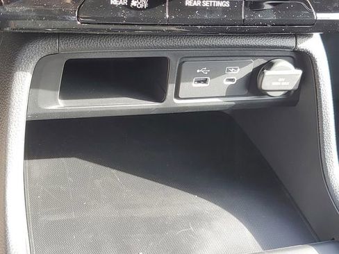 New 2025 Honda Pilot Sport image 23