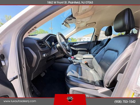 Used 2020 Ford Escape SEL FWD image 10
