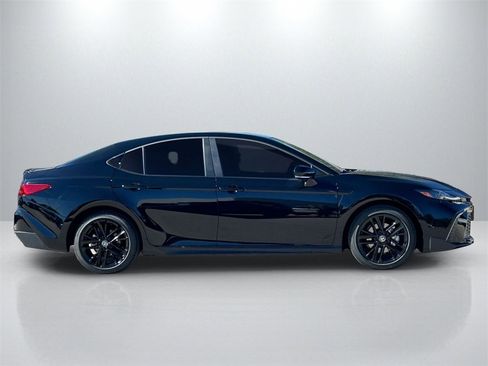 New 2026 Toyota Camry SE image 4