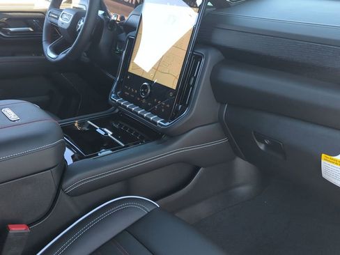 New 2025 GMC Yukon XL AT4 Ultimate w/ LPO, Floor Liner Package image 30