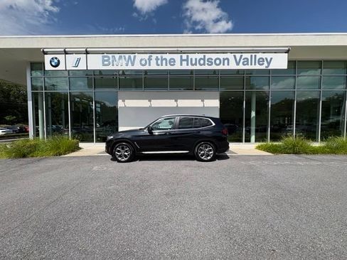 Used 2024 BMW X3 xDrive30i w/ Premium Package AWD/4WD image 1