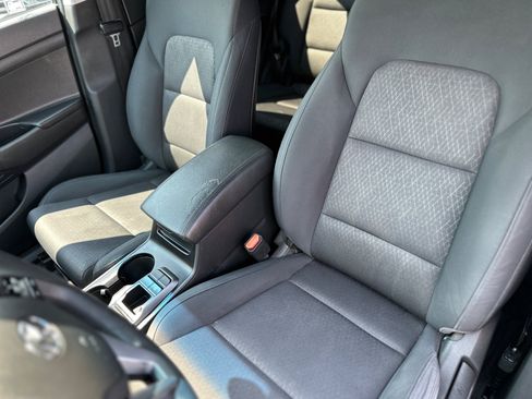 Used 2017 Hyundai Tucson SE FWD image 21