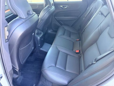 Used 2023 Volvo XC60 T8 Plus AWD/4WD image 21