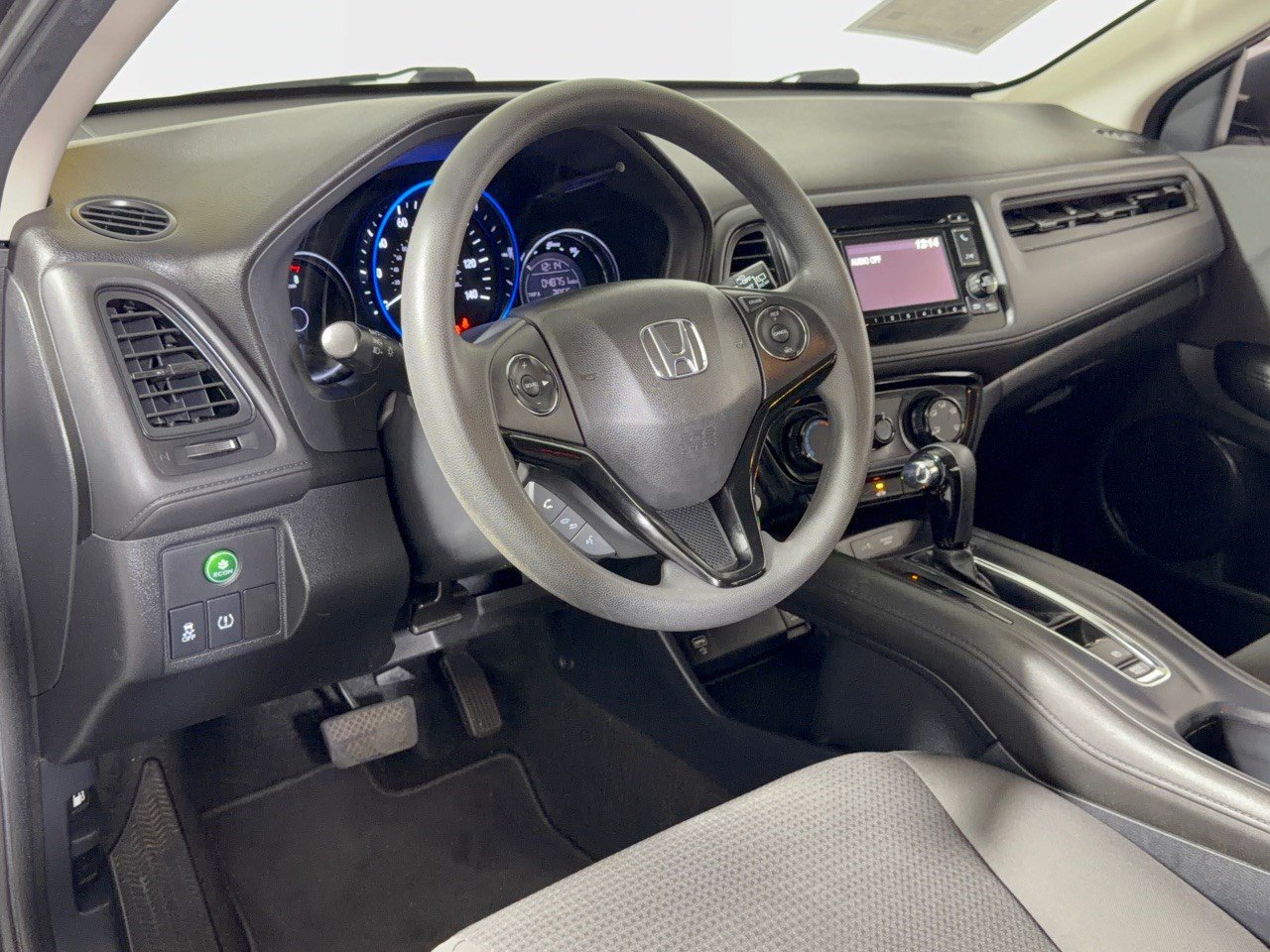 Used 2022 Honda HR-V LX image 4