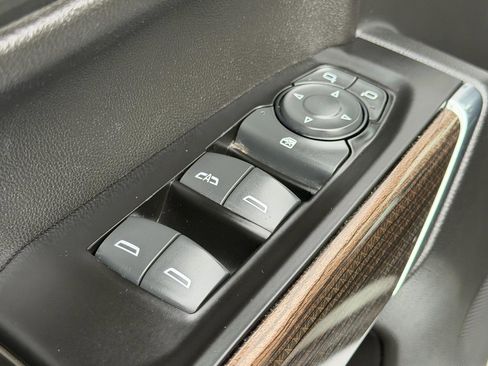 Used 2019 Chevrolet Silverado 1500 LT w/ All-Star Edition AWD/4WD image 11