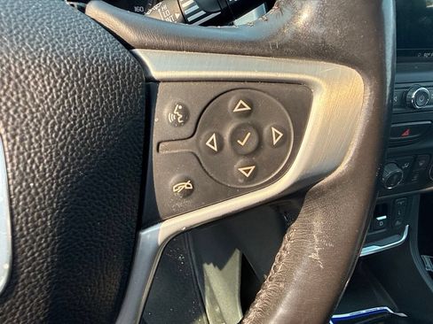 Used 2019 GMC Terrain SLE w/ Driver Convenience Package AWD/4WD image 17