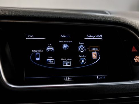 Used 2016 Audi SQ5 Premium Plus w/ Technology Package AWD/4WD image 40
