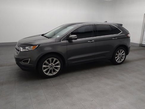 Used 2018 Ford Edge Titanium w/ Equipment Group 302A FWD image 2