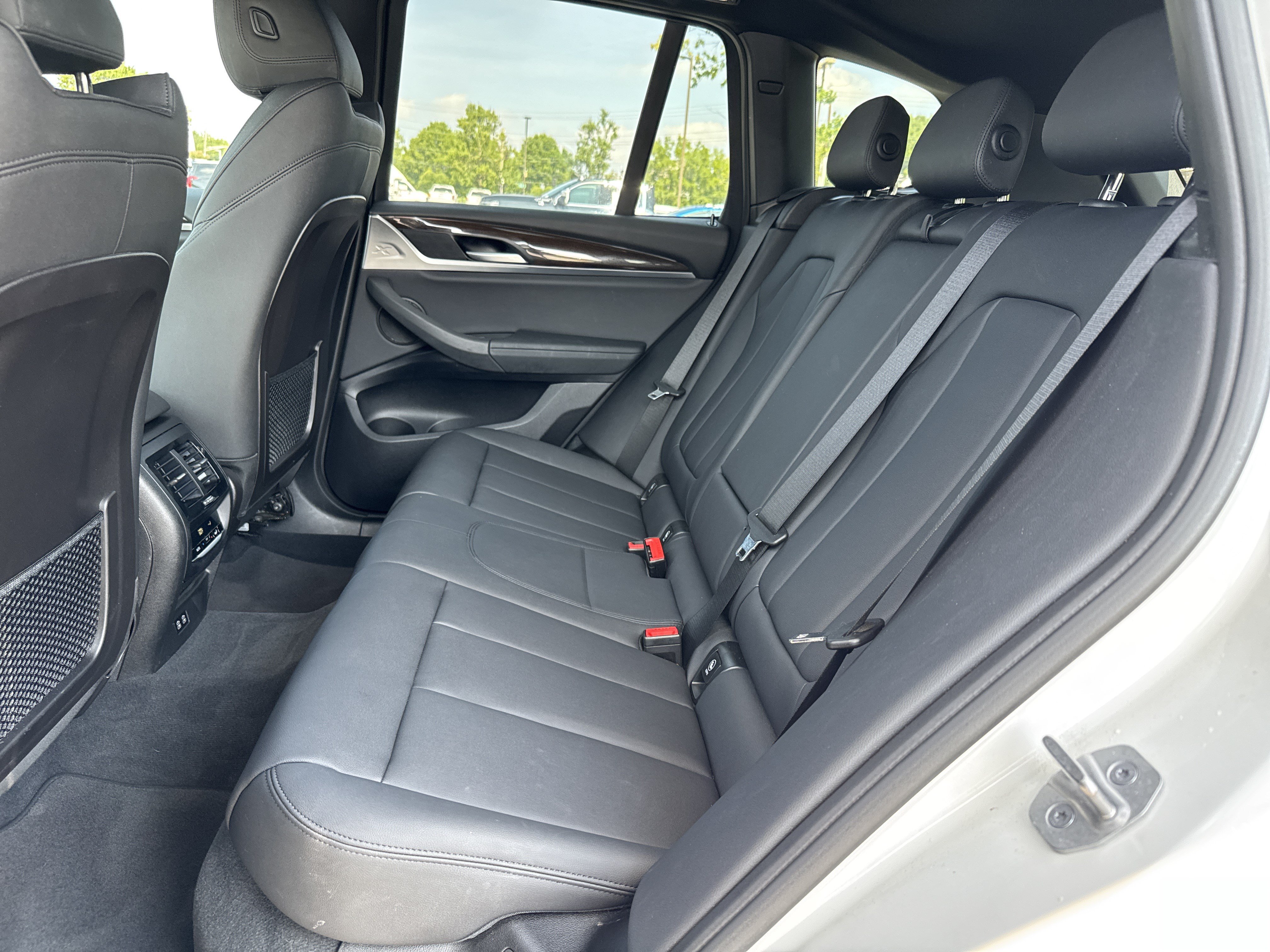Used 2021 BMW X3 xDrive30i w/ Premium Package AWD/4WD image 12
