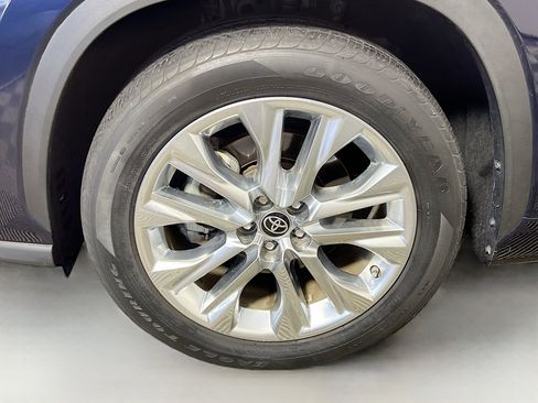 Used 2022 Toyota Highlander Limited image 14