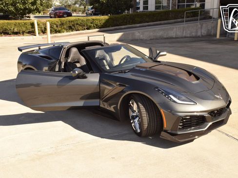 Used 2019 Chevrolet Corvette ZR1 image 10
