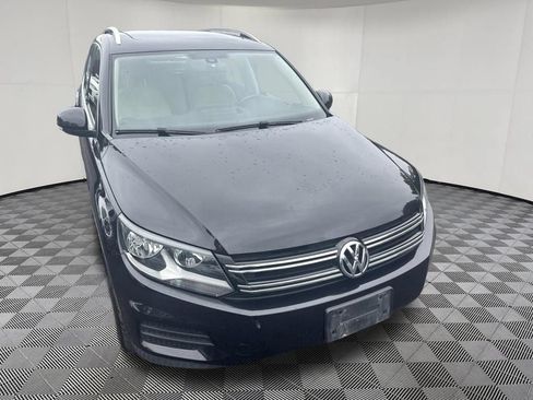 Used 2017 Volkswagen Tiguan Wolfsburg Edition AWD/4WD image 5