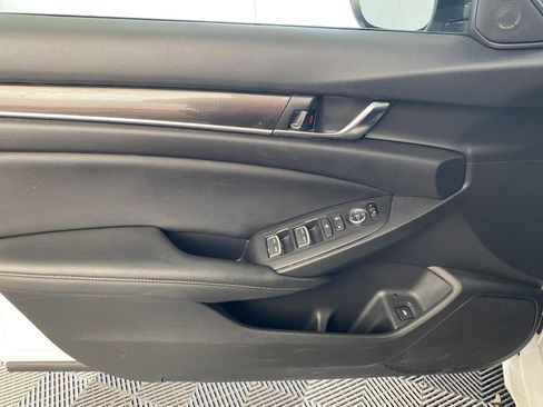Used 2020 Honda Accord Sport image 17