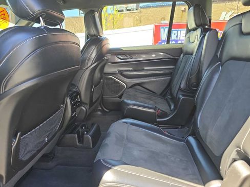 Used 2021 Jeep Grand Cherokee L Laredo AWD/4WD image 16