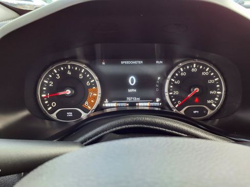 Used 2022 Jeep Renegade Latitude AWD/4WD image 14