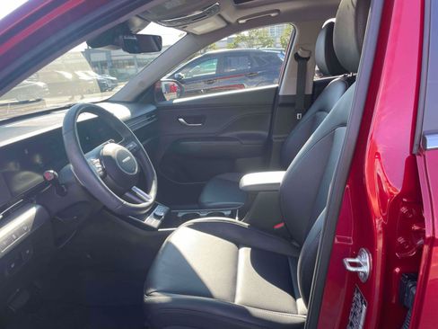 Used 2024 Hyundai Kona Limited AWD/4WD image 14