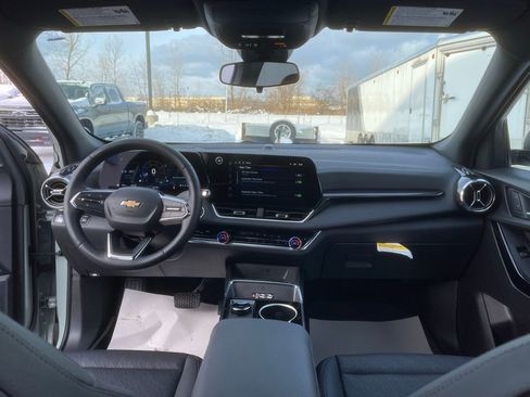 New 2026 Chevrolet Equinox LT w/ Convenience Package II image 22