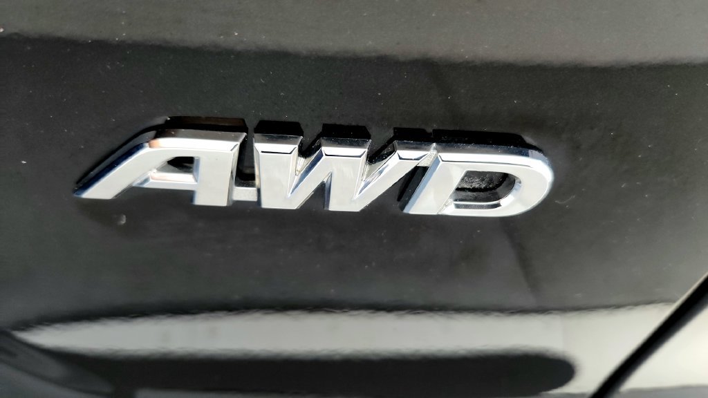 Certified 2024 Toyota Corolla Cross L AWD/4WD image 13