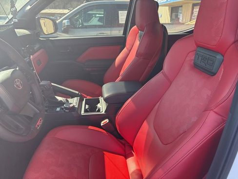 Used 2024 Toyota Tacoma TRD Pro image 11