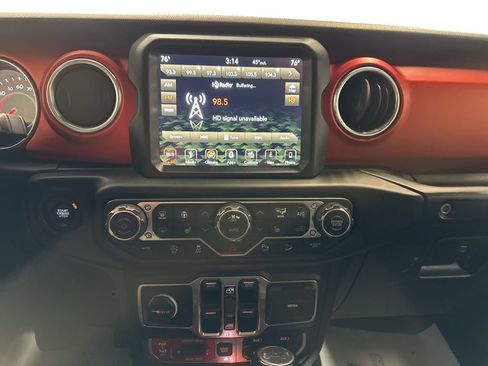 Used 2019 Jeep Wrangler Unlimited Rubicon image 31