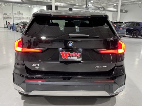 Used 2025 BMW X1 xDrive28i w/ Technology Package image 19