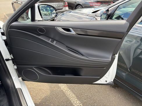 Used 2026 Genesis G80 2.5T AWD/4WD image 8