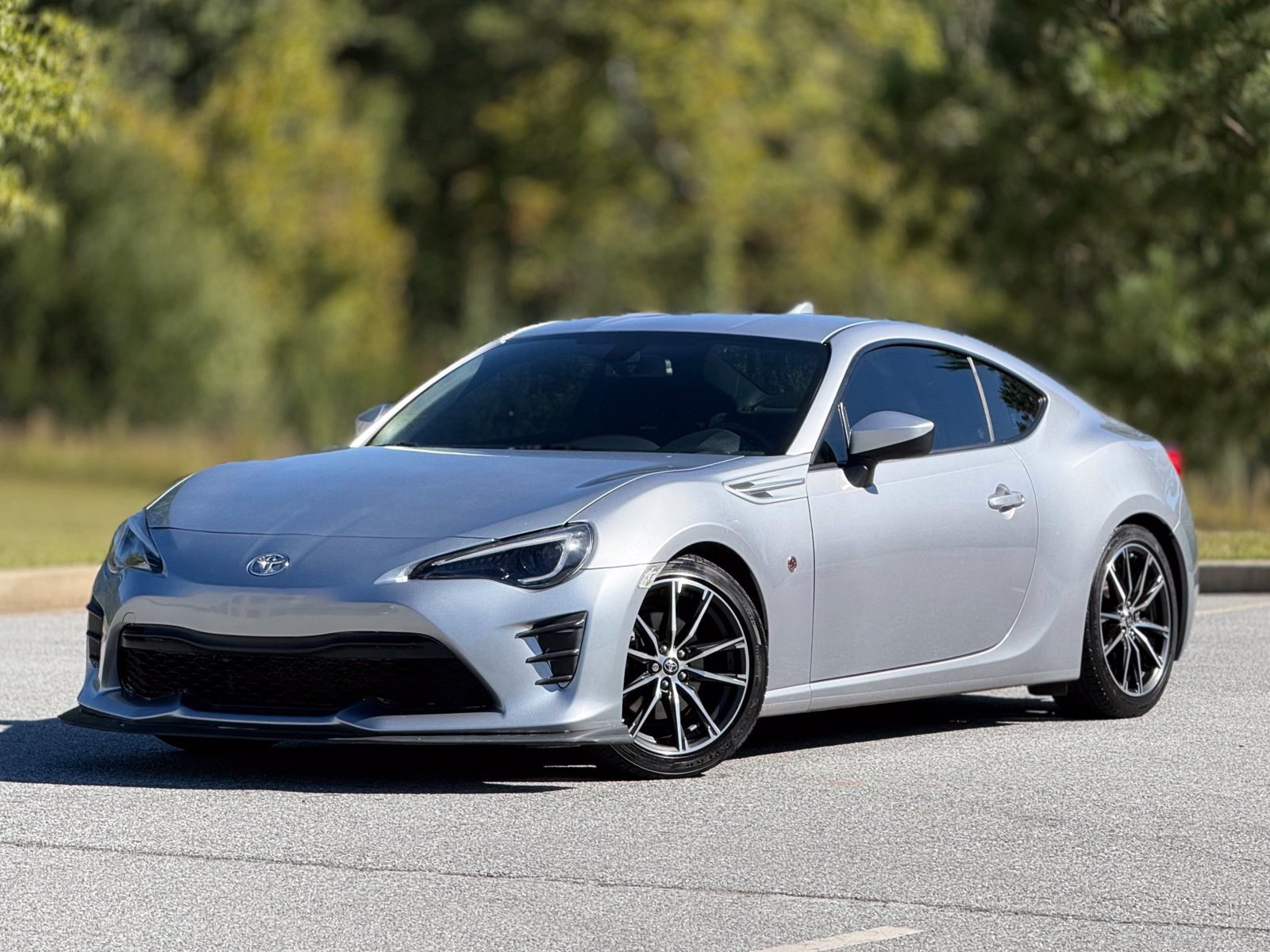 Used 2020 Toyota 86 RWD image 8