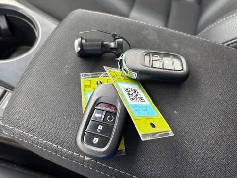 Used 2022 Honda Civic Sport image 25
