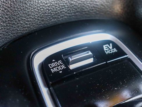 Certified 2024 Toyota Corolla SE FWD image 23