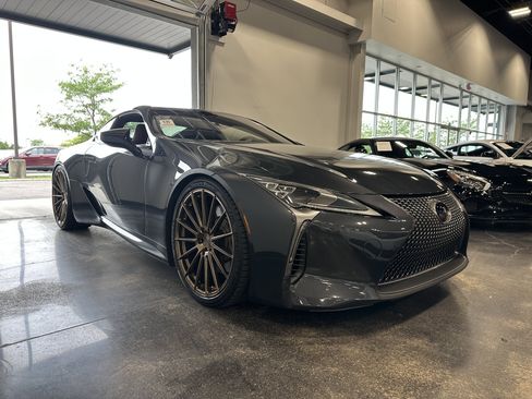 Used 2018 Lexus LC 500 Coupe w/ Sport Package RWD image 4