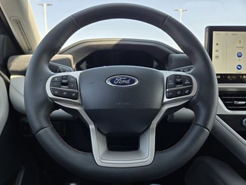 New 2026 Ford Explorer Active w/ Active Comfort Package AWD/4WD image 16