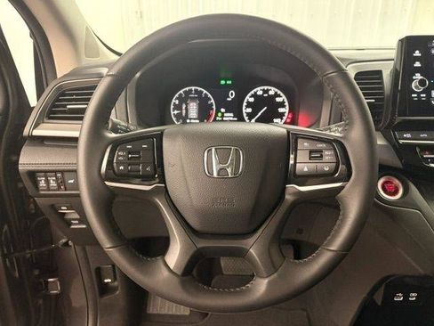Used 2025 Honda Odyssey EX-L image 13