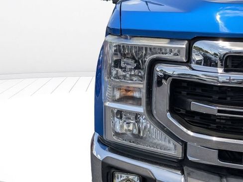 Used 2021 Ford F250 Lariat w/ Lariat Ultimate Package AWD/4WD image 9