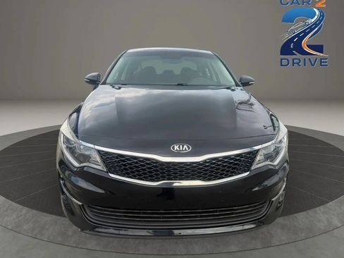 Used 2018 Kia Optima LX FWD image 3
