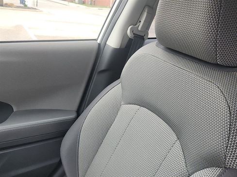 Used 2024 Subaru Crosstrek 2.0i Premium image 21