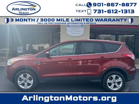 Used 2015 Ford Escape SE image 1