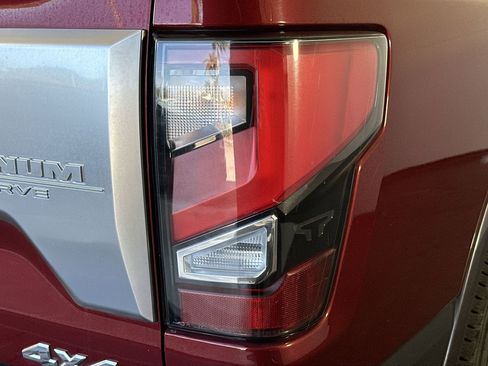 Certified 2021 Nissan Titan Platinum Reserve w/ Moonroof Package image 30