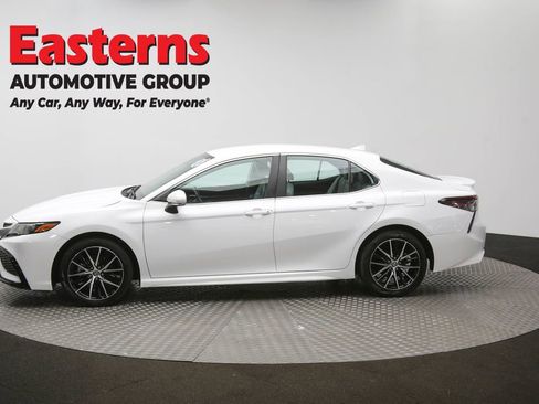 Used 2024 Toyota Camry SE FWD image 59